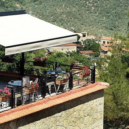 Kazdaglari Karye Mueze Hotel Küçükkuyu